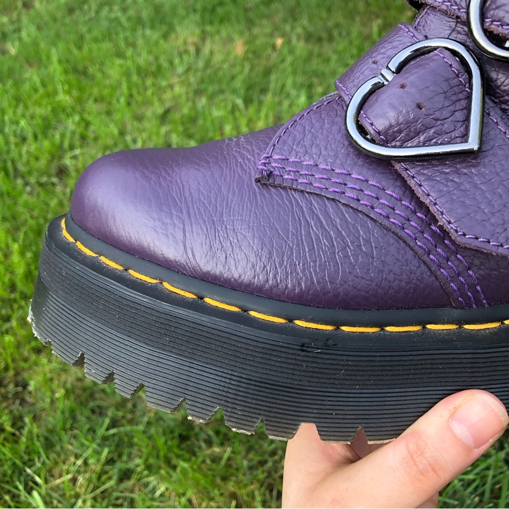 Dr. Martens Devon Heart Platform Boots - Picture 13 of 16